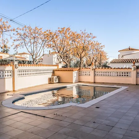 Welcs 220 Emp Con Piscina Y Terraza Grande Villa *