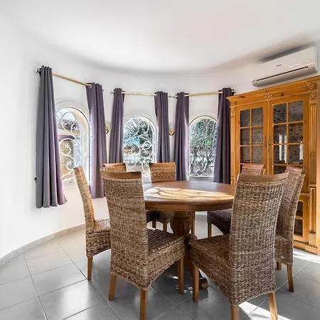 Welcs 220 Emp Con Piscina Y Terraza Grande