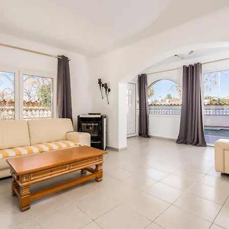 Welcs 220 Emp Con Piscina Y Terraza Grande Empuriabrava
